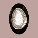 Glossy Black LED Wall Light - Image 6