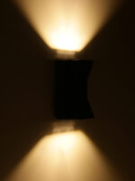 AeroBeam Duo Bi-Directional Outdoor Light - Image 7